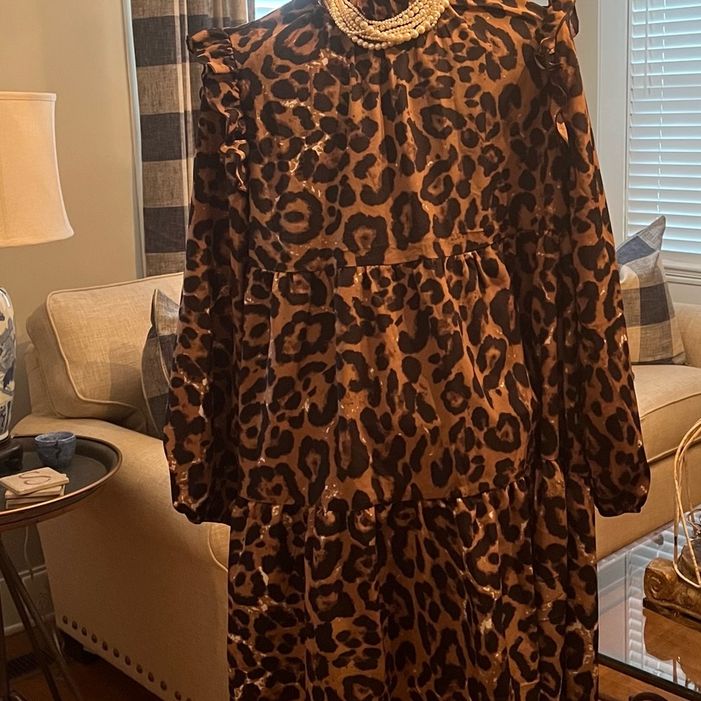 Beautiful women knee length dress (Leopard)~size L